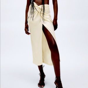 Zara statin effect slip shirt